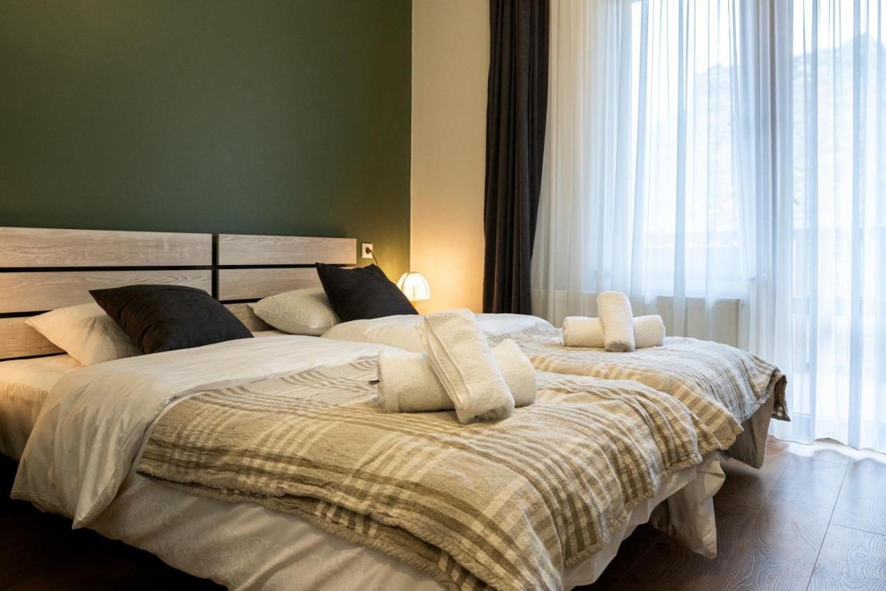 Hotel Jimla Kazbegi Eksteriør billede